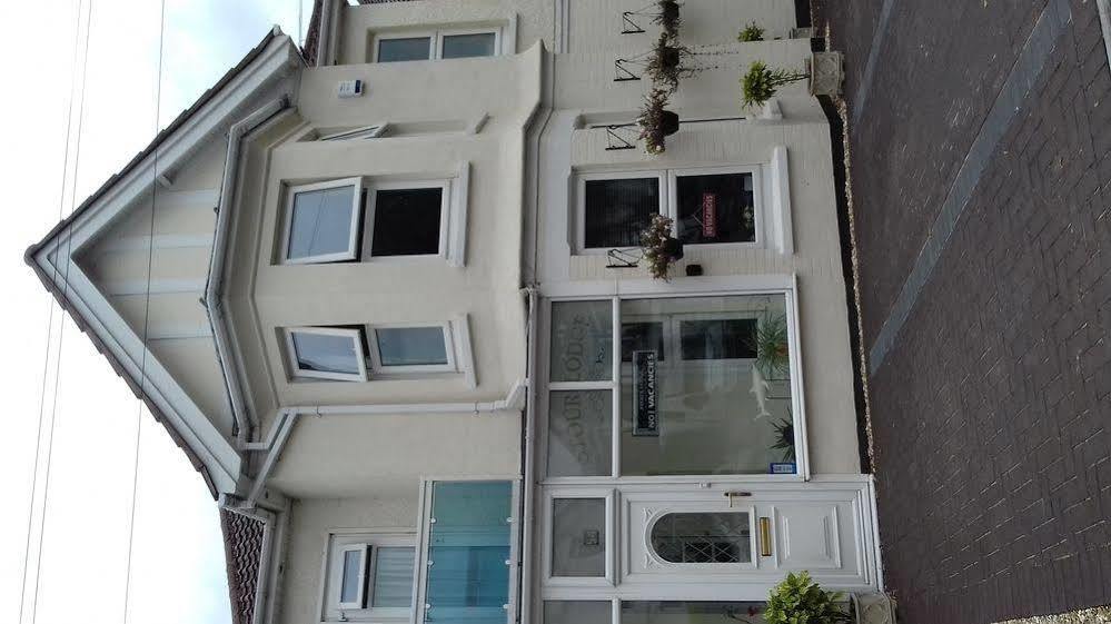 Stour Lodge Guest House クライストチャーチ エクステリア 写真